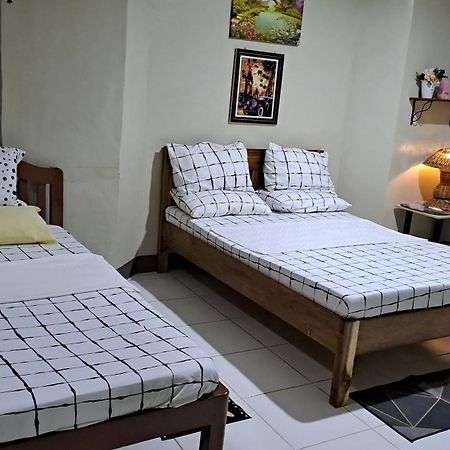 Dalindas Homestay Puerto Princesa Ruang foto
