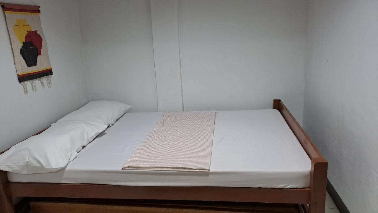 Dalindas Homestay Puerto Princesa Bagian luar foto