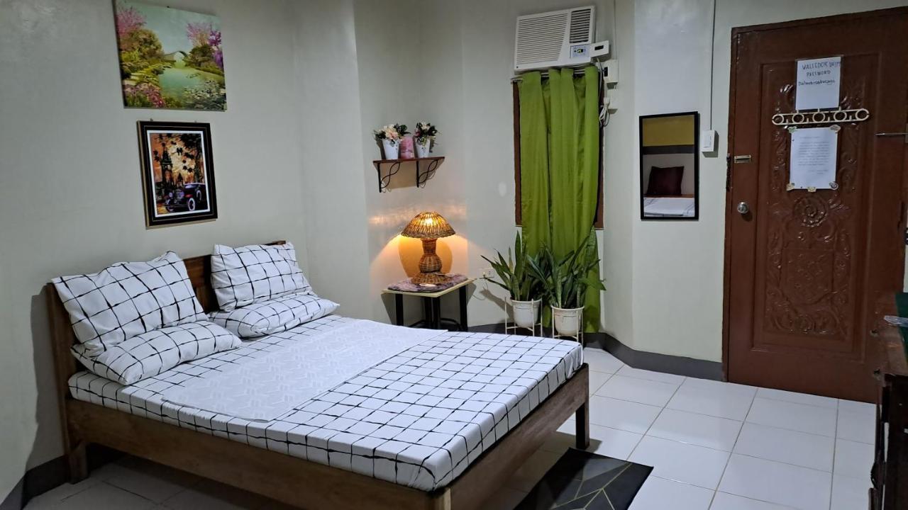 Dalindas Homestay Puerto Princesa Bagian luar foto